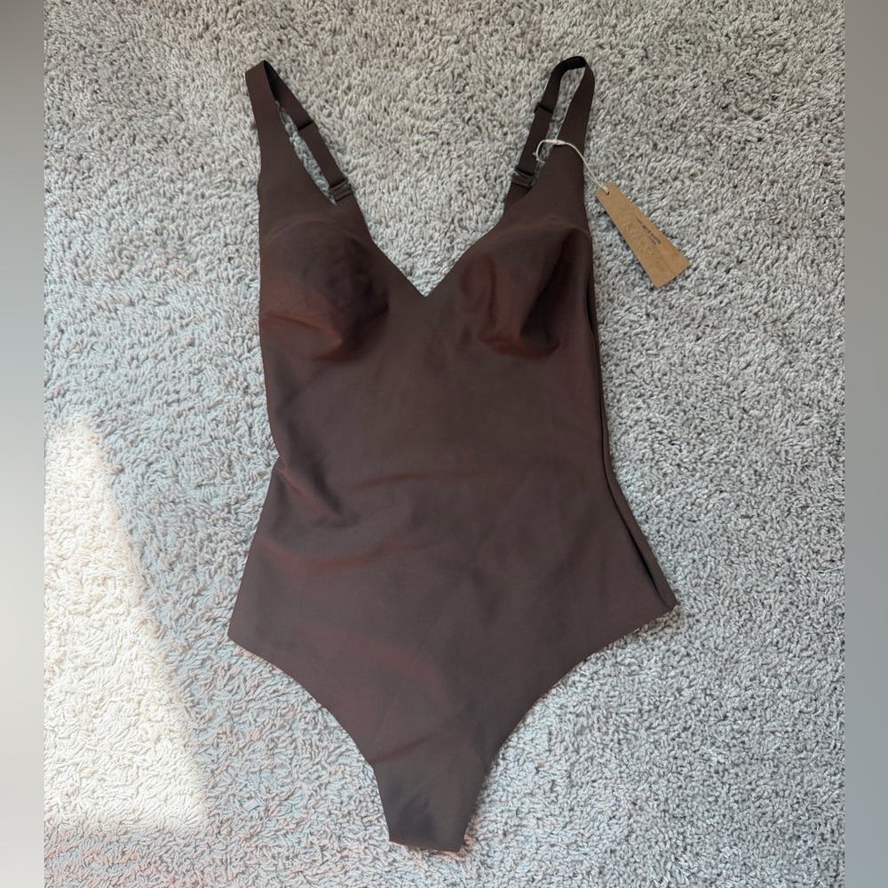 Skims Body Plunge Bodysuit Cocoa